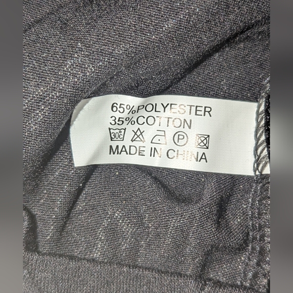 MARILYN MONROE SILVER STUDDED FACE SHORT SLEEVE T SHIRT BLACK NIP - Picture 5 of 5